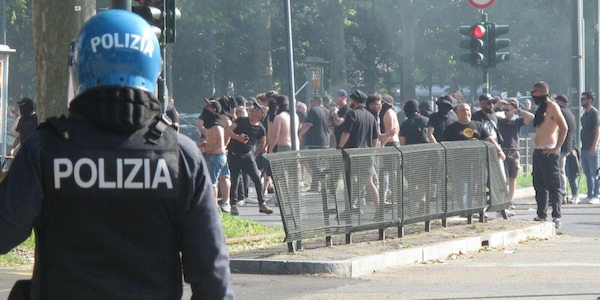 Scontri del derby di Torino: otto tifosi della Juve arrestati, 11 Daspo, parte l'inchiesta sul tifoso ferito