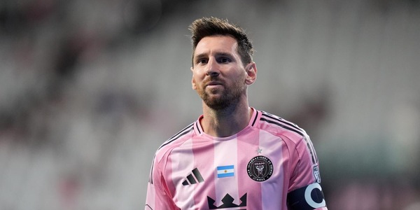 Messi fa tremare l'Argentina: si teme un infortunio a tre settimane dai Mondiali
