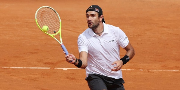 Berrettini batte Fucsovics in quattro set: è bello il ritorno al Roland Garros!