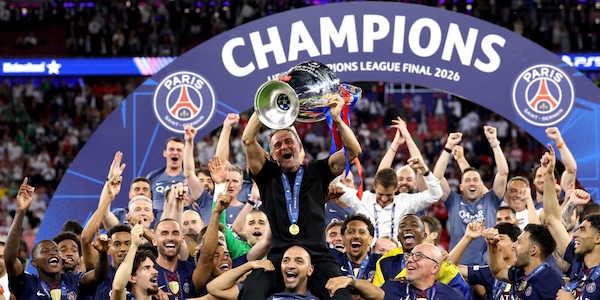 Psg, trionfo storico: Luis Enrique vince ai rigori, è la seconda Champions League consecutiva. Arsenal battuto in finale