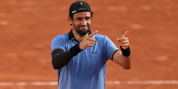 Berrettini e la voce strozzata in diretta: "Sono ancora bravo a fare sta roba...". E gli italiani si emozionano