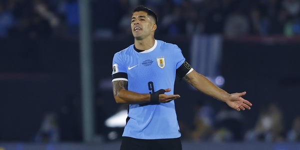 Uruguay, i convocati di Bielsa per il Mondiale: non c'è Suarez, un solo "italiano" in lista