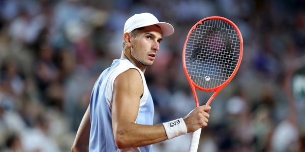 Arnaldi senza parole: "Io, Cobolli e Berrettini abbiamo riscritto la storia al Roland Garros"