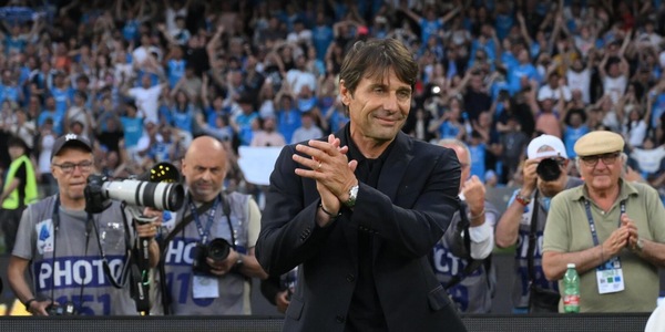Conte saluta: "Due anni vincenti di forti emozioni, grazie Napoli"