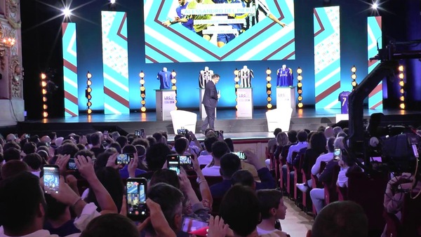 Festival Serie A, entra Del Piero e la gente impazzisce