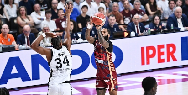 La Reyer Venezia elimina la Virtus Bologna e vola in finale: decisiva gara 4