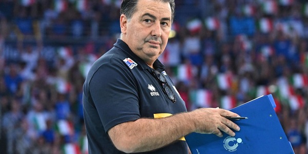 VNL: E' tempo di scendere in campo, parla il CT De Giorgi