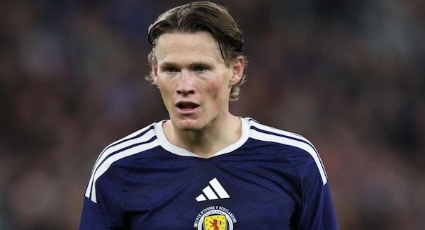 Allarme Scozia, problema per McTominay prima dell'esordio con Haiti: costretto a viaggiare da solo
