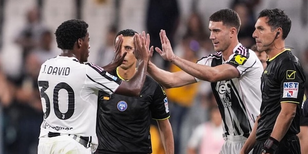 Mercato Juve, le pretese di Vlahovic e il paragone con David