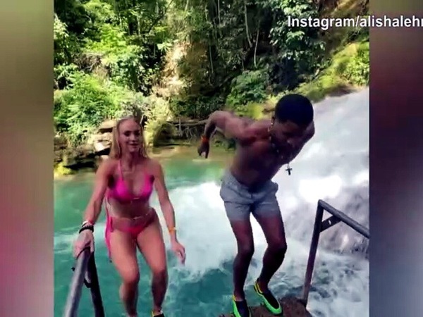 Alisha Lehmann, vacanze con il fidanzato