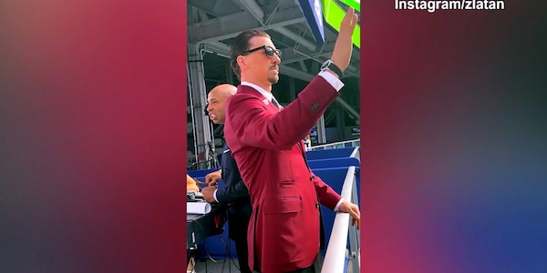 Ibra versione Mondiale: con un gesto lo stadio...si riempie
