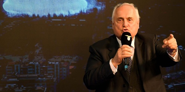 Lotito vuole chiudere l’acquisto della Reggina entro 72 ore: la reazione dei tifosi della Lazio