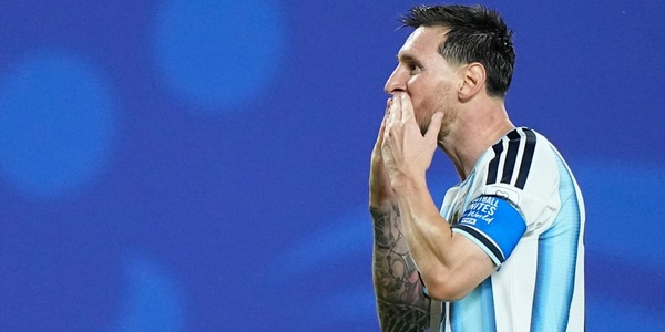 Le condizioni del papà di Messi dopo le lacrime di Leo in campo: il comunicato ufficiale della famiglia