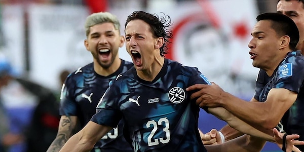 La Turchia affonda: festa Paraguay, Montella fuori dai Mondiali