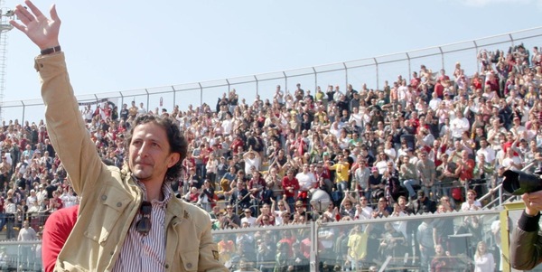 Funerali Igor Protti: la commemorazione allo stadio Picchi di Livorno e poi a Rimini