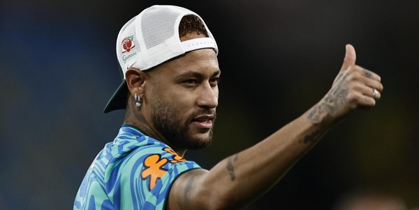 Neymar torna in gruppo, pronto all'esordio Mondiale con il Brasile