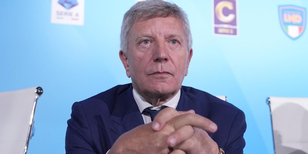 Figc, oggi l'elezione del nuovo presidente. Mondiali, i risultati della notte