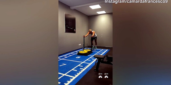 Camarda, duro allenamento in palestra