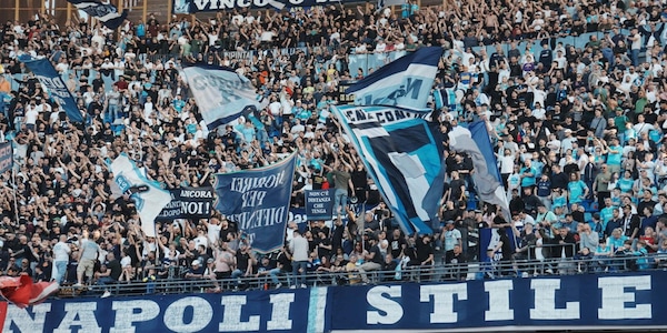 Napoli, al via la campagna abbonamenti del centenario: orario e prezzi, tutte le informazioni