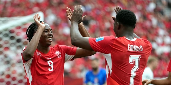 Svizzera, show e primo posto nel girone B: Manzambi e Vargas affondano il Canada
