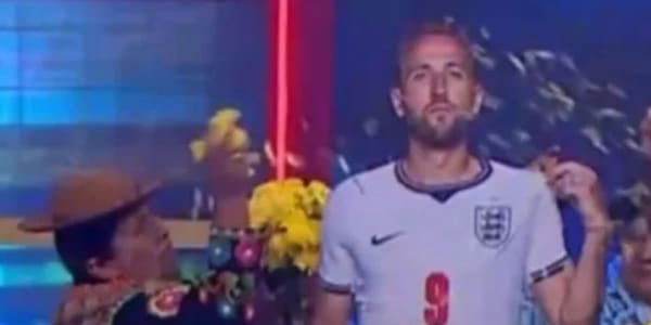 Kane torna a segnare ai Mondiali 2026 dopo il rito degli sciamani peruviani: "Maledizione spezzata"