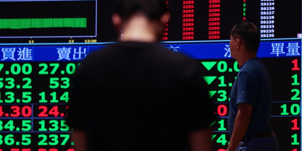 Bri, rischio bolla Ai, alto debito e inflazione minacce a crescita