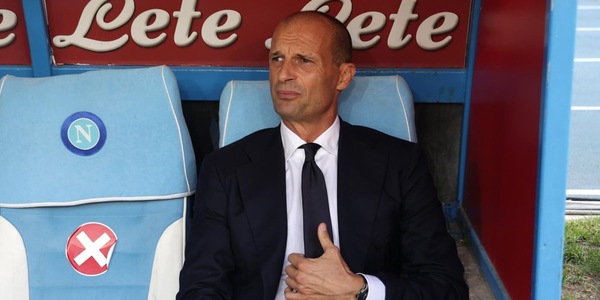 Napoli, Manna e Allegri concordano: prima vendere