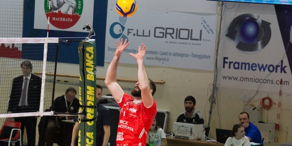 Volley Mercato: Gioia del Colle mette in regia l'esperto Pedron