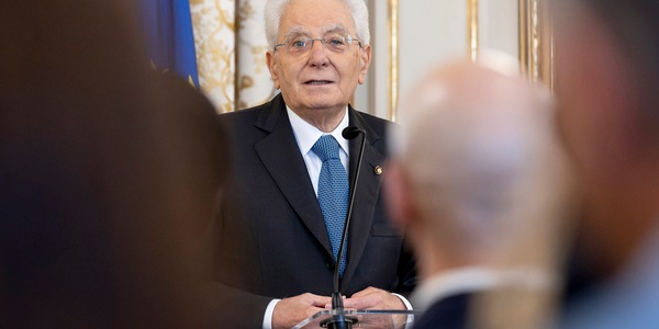 Mattarella a Trump, essenziale che Usa e Italia lavorino insieme per la pace