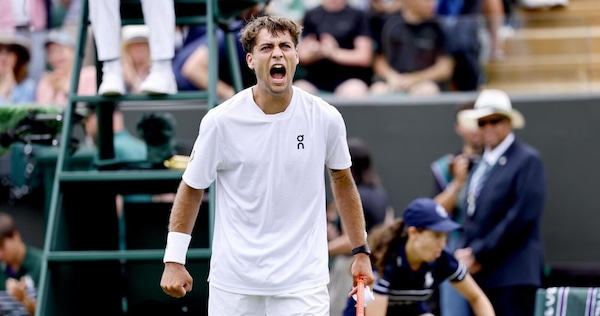 Cobolli lotta e rimonta: battuto Khachanov in cinque set, Flavio vola agli ottavi!