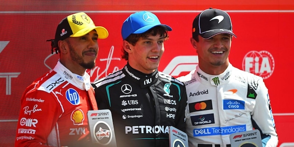 Antonelli vince la Sprint Race a Silverstone: Hamilton secondo, Leclerc chiude quinto