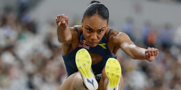 Larissa Iapichino vola, nuovo record italiano nel salto in lungo: batte la mamma Fiona May di un centimetro!