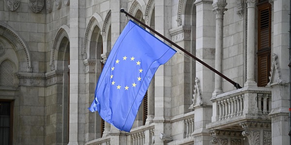 Fonti Mef, 'l'Italia vede con favore proposta spagnola su debito Ue'