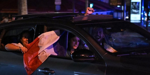 Prezzi pazzi ai Mondiali: il parcheggio può sforare i 100 dollari!
