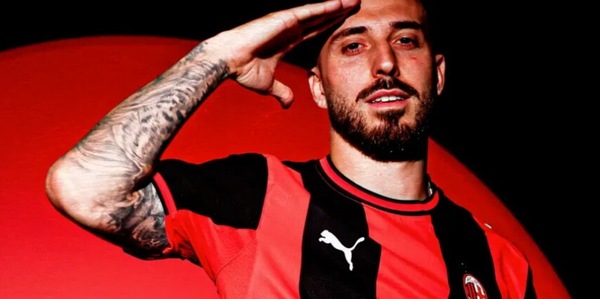 Gila al Milan è ufficiale: i dettagli del contratto, che numero di maglia ha scelto