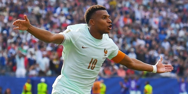 Criticato a Madrid, osannato in Francia: il Mondiale di Mbappé ha numeri assurdi