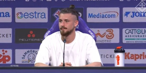 Fiorentina, Dragusin si presenta: "La presenza di Paratici ha influito". E sul mancato trasferimento alla Roma...