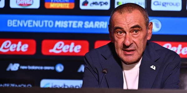 Sarri si presenta all'Atalanta: "Il mio sogno è vincere a Bergamo". Poi rivolge un pensiero ai tifosi della Lazio
