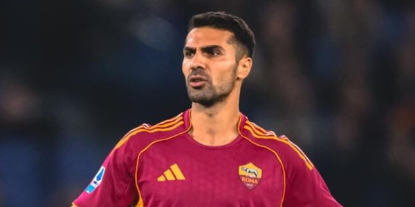 “Celik traditore”, i tifosi della Roma furiosi dopo il rinnovo sfumato e il passaggio alla Juve