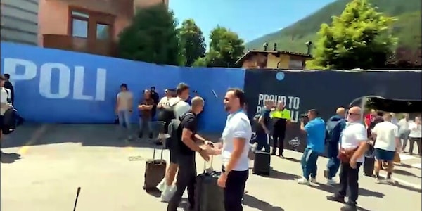 Napoli, l’arrivo della squadra in ritiro a Dimaro