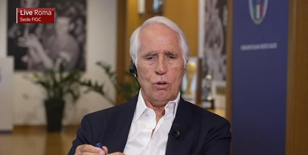 Malagò a sorpresa: "Ct dell'Italia, non ci sono solo Mancini e Pirlo nella lista. E io, Maldini e Leonardo..."