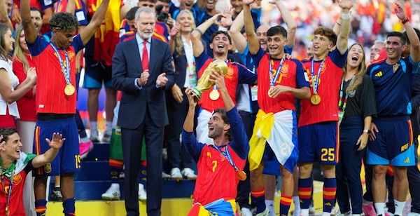 Ranking Fifa, il Mondiale cambia tutto: Spagna in testa. L'Italia continua a scendere