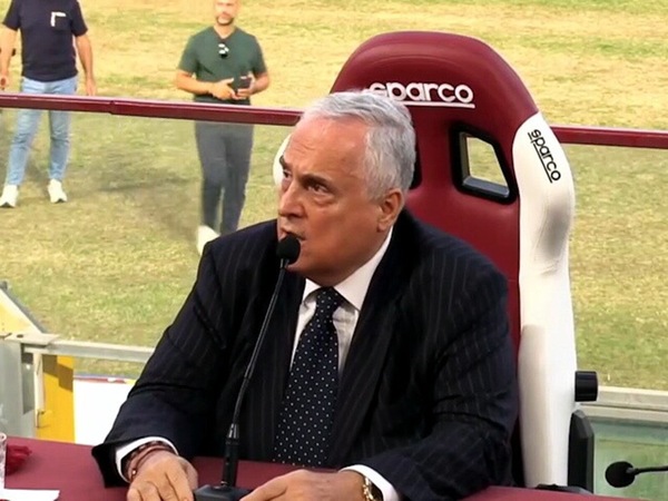 Reggina, quanti applausi per Lotito