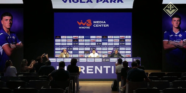Paratici 'difensore' di Jimenez: "Parliamo di calcio"