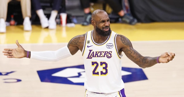 Clamoroso in Nba, c'è la 'Decision': LeBron James è un nuovo giocatore di Philadelphia
