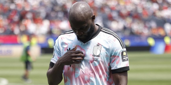 L'agente di Lukaku: "Non può fare il secondo, è uno dei migliori del mondo"