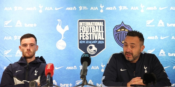 Tottenham, De Zerbi duro nello spogliatoio: "Chi non è felice qui vada via"