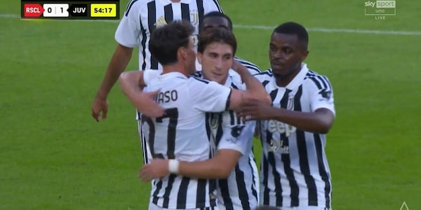 Alla Juventus basta una punizione gioiello di Miretti per stendere lo Standard Liegi