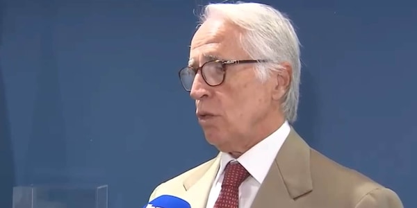 Malagò: "Dispiaciuto per Maldini, Ranieri è convinto di Mancini. No a Pirlo? Questione di opportunità"