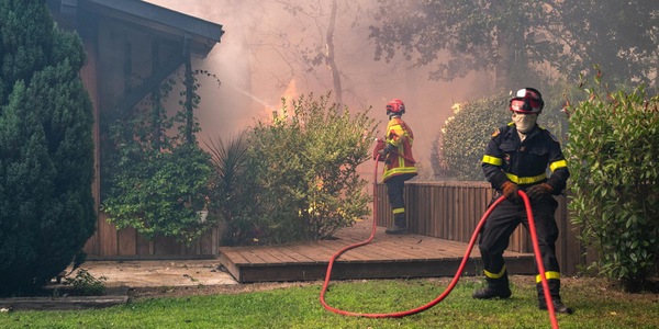 Francia, incendi stabili in Gironda ma si teme ondata di caldo e vento